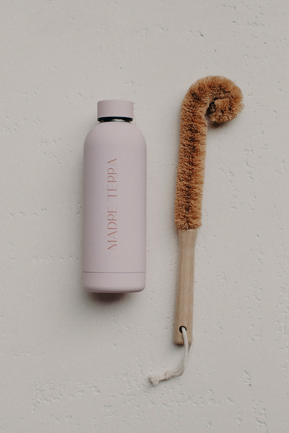 Insulated Stainless Steel Water Bottle (Dusty Pink) and Long Cleaning Brush Set