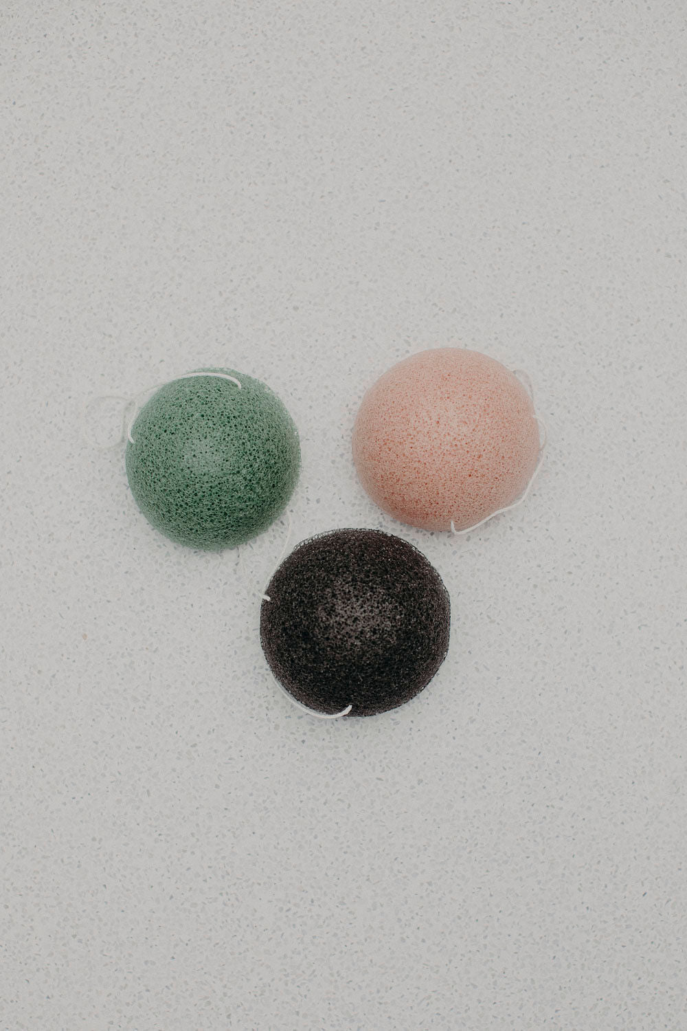 Konjac Sponge - Charcoal - Exfoliating
